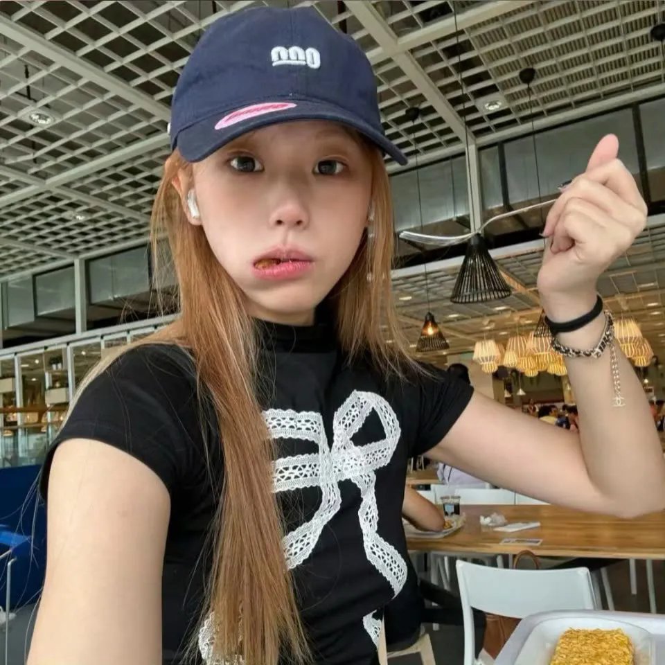 星与翼的悖论